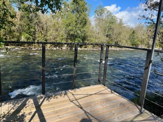 Linda Pet Friendly A Orilla Rio Y Bosque, Cerca Termas Casa de férias Panguipulli